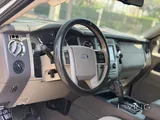 Ford Expedition 2012